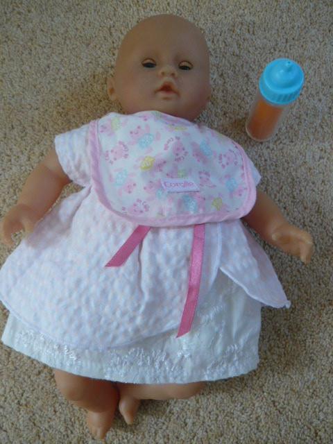 BABYPOP MET SLAAP OOGJE EN ZACHT LIJFJE 32 CM