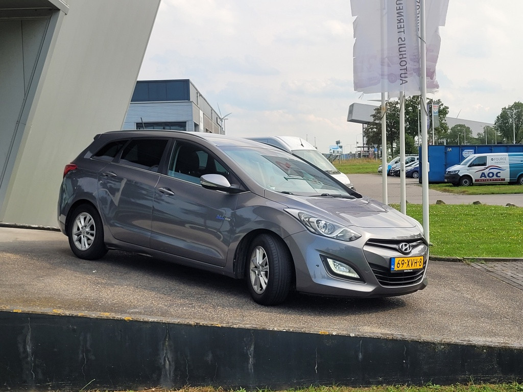 Hyundai I 30 wagon 1.6 gdi business ed.