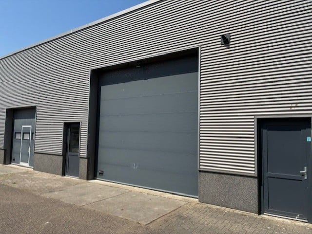 Bedrijfspand Middelburg Hertzweg 7e Arnestein 150m2 + 75m2 vr 337500 euro