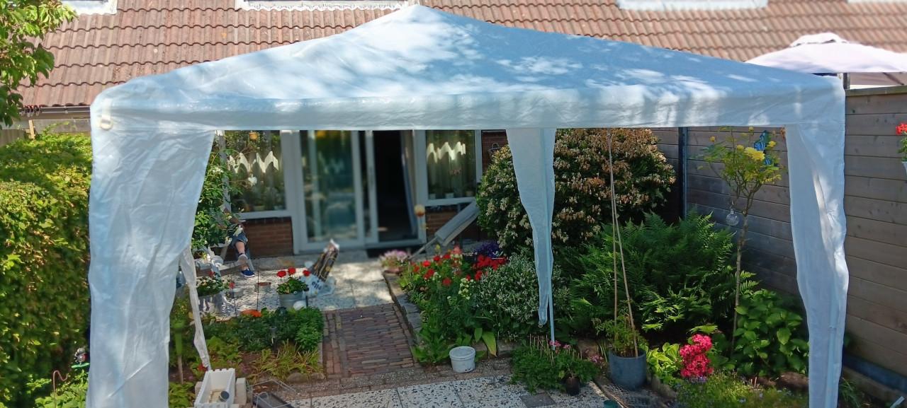 PARTY TENT, afm. 3x3 meter