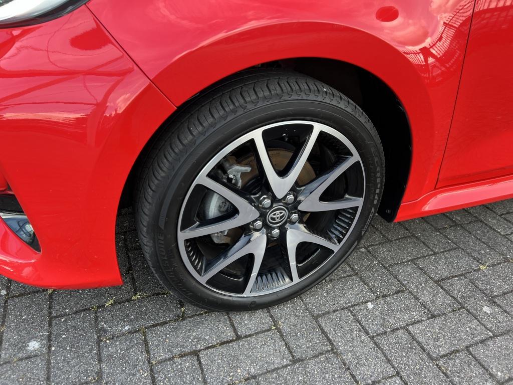 Toyota Yaris 1.5 hyb. launch ed. | stuurverwarming | stoelverwamring | dode