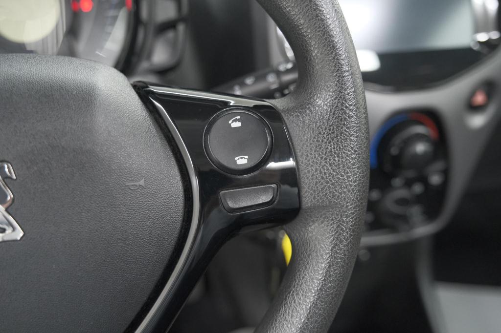 Peugeot 108 1.0 e-vti active top! | elektrisch vouwdak | camera | apple car