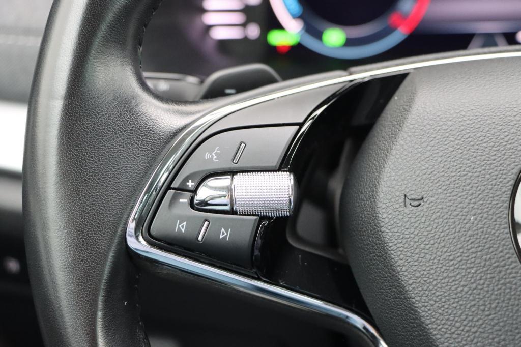 Skoda Octavia combi 1.4 tsi iv style 204pk dsg6