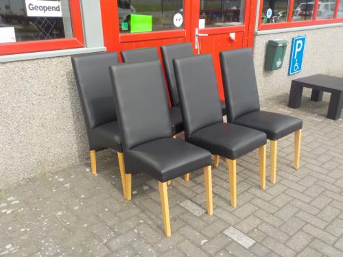 6 stoelen in zeer goede staat