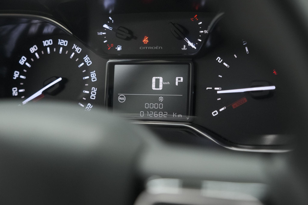 Citroen C3 Aircross puretech 130 eat6 max | camera | navigatie | apple carp