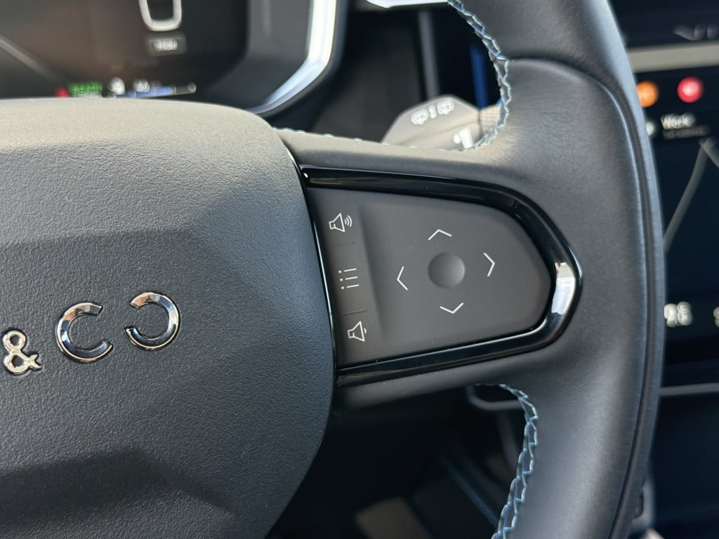 Lynk & Co 01 262pk plug-in hybride| panodak| adap.cruise| 360camera| keyles