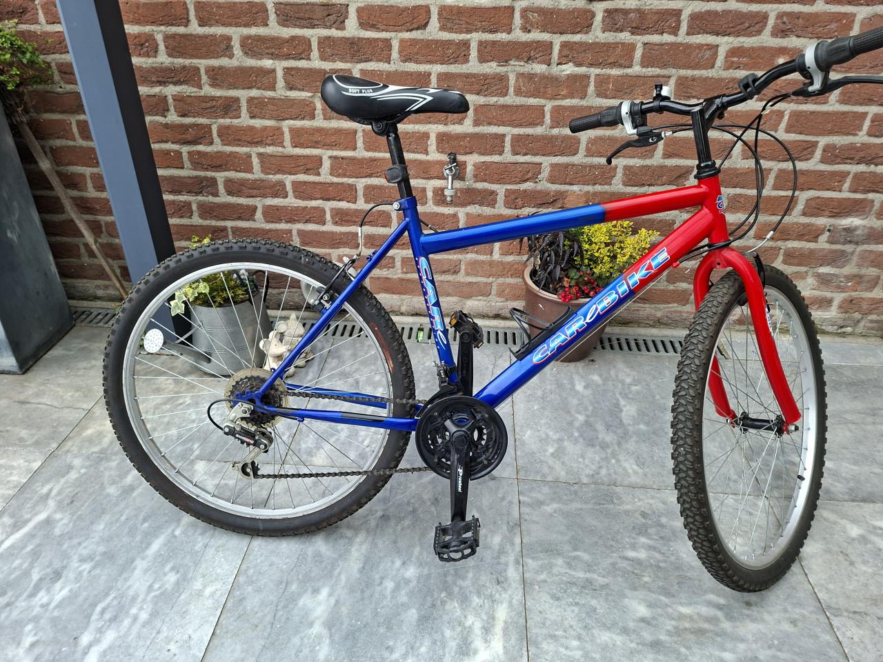 2 mtb Nieuwe en een gebruikt