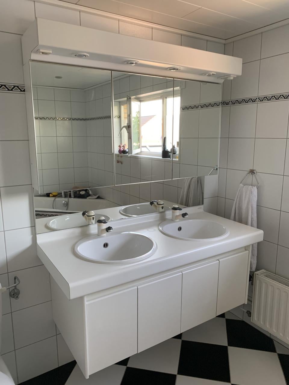 Badkamermeubel te koop