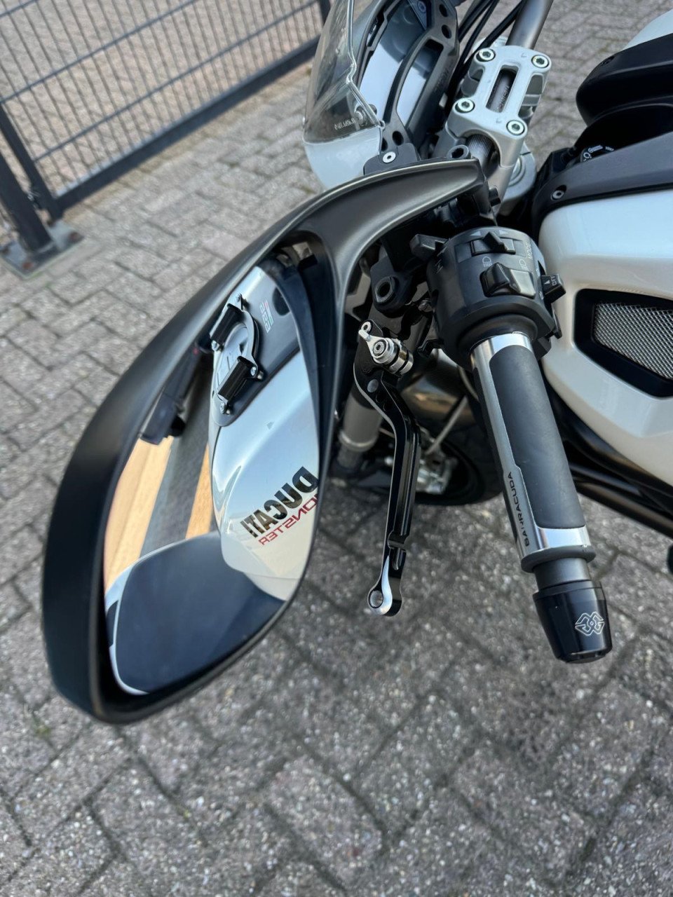 Ducati Monster 696 – 2008 – Termignoni – 35 kW