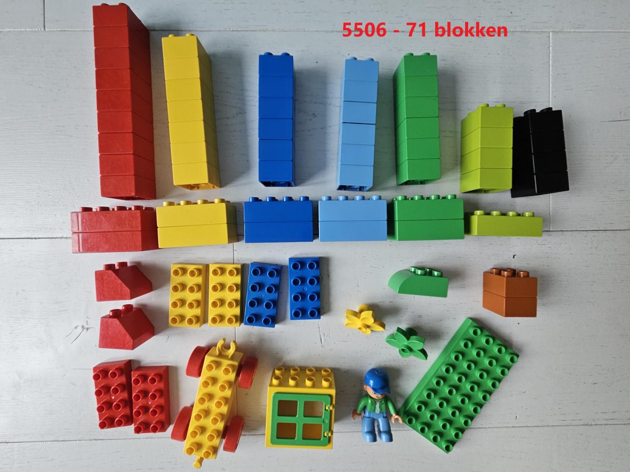 Meer dan 300 Duploblokken, sets 5506, 5353 en ca. 100 losse extra