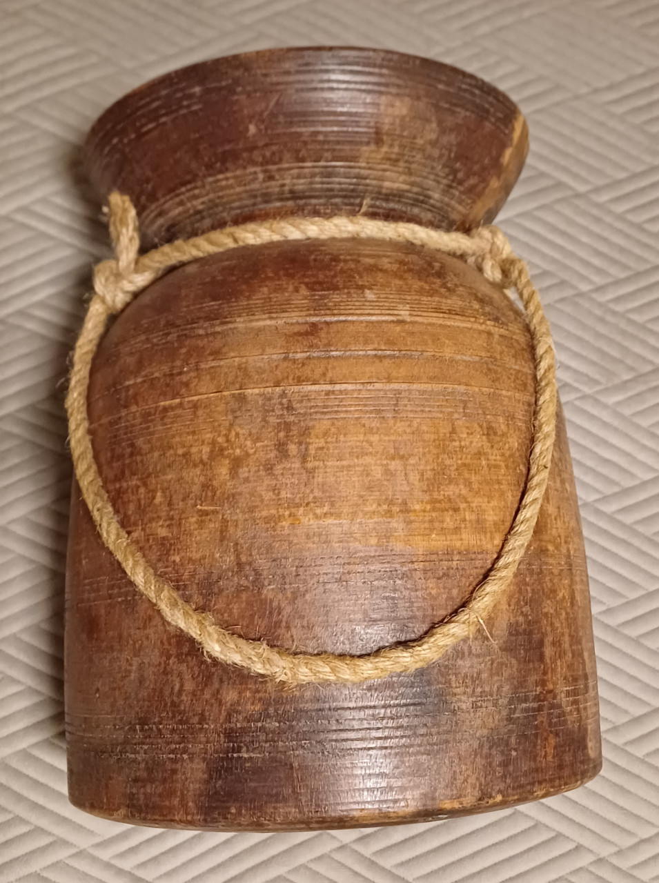 Nepalese houten vaas