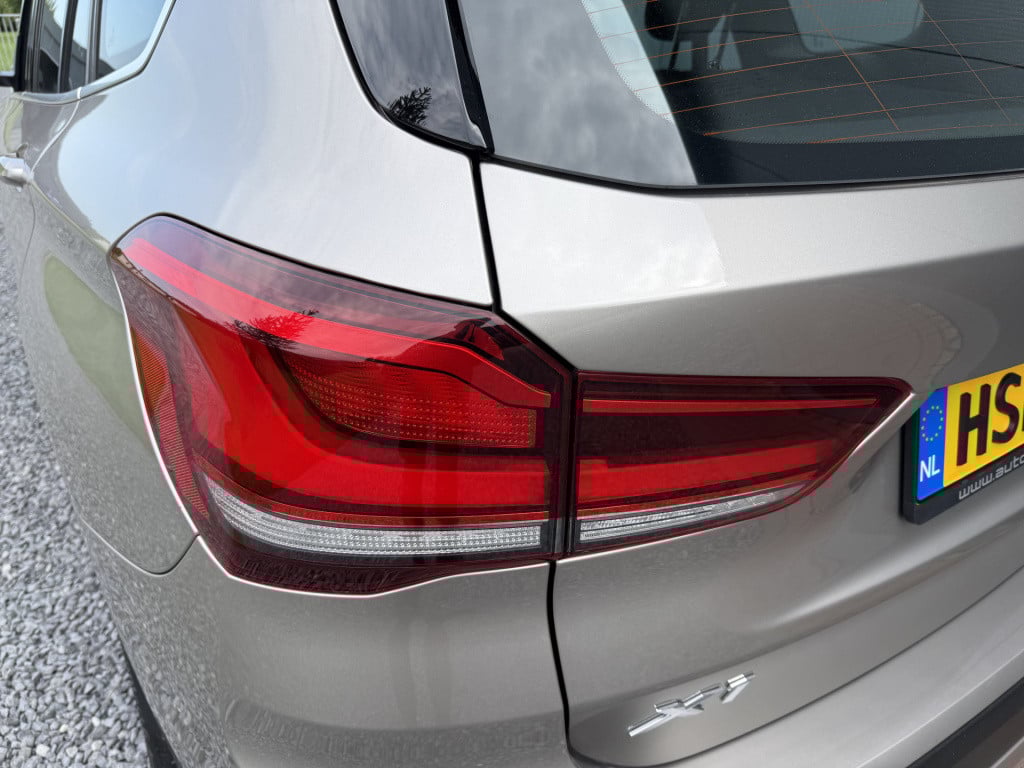 BMW X1 x-drive20i automaat high executive