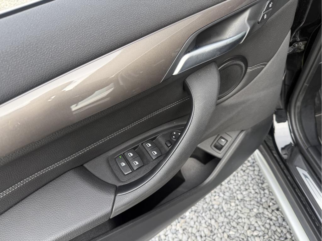 BMW X1 sdrive20i automaat 178pk executive x-line