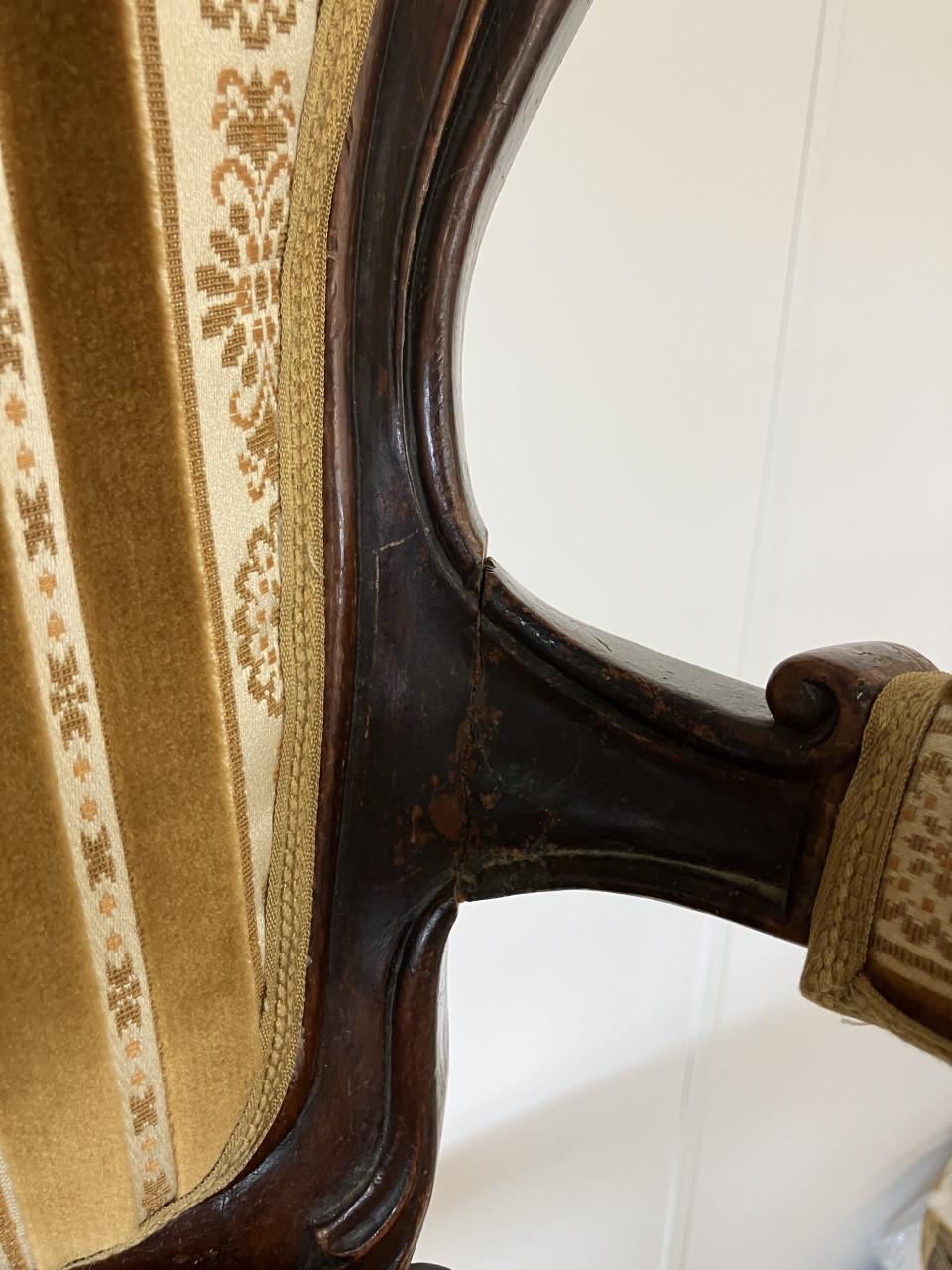 Prachtige Frans Victoriaans fauteuil met fluwelen bekleding