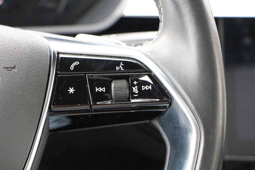 Audi E-tron 55 quattro 95 kwh s-line | pano | acc | memory