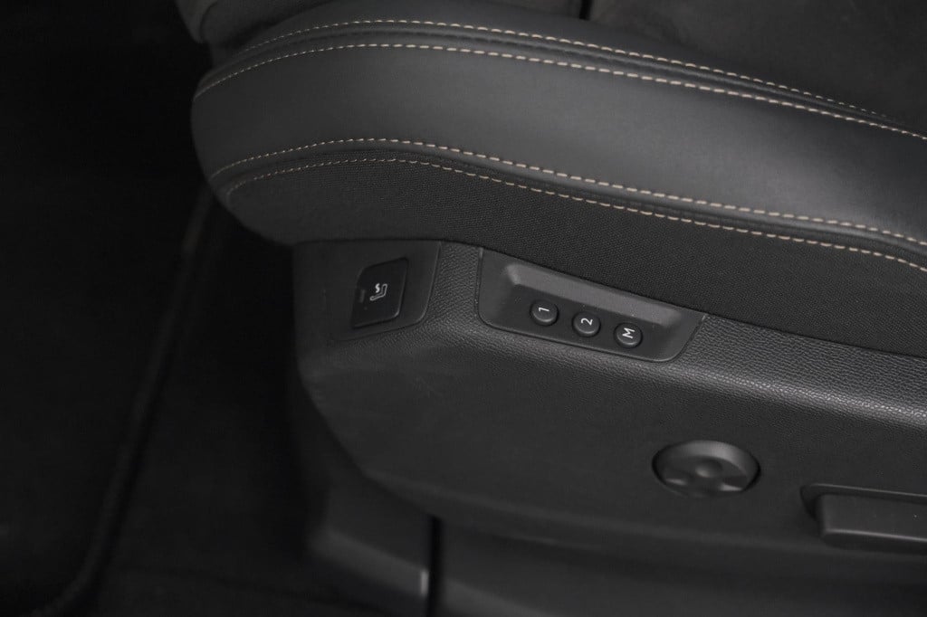Peugeot 3008 puretech 130 gt | camera | adaptieve cruise control | elektron