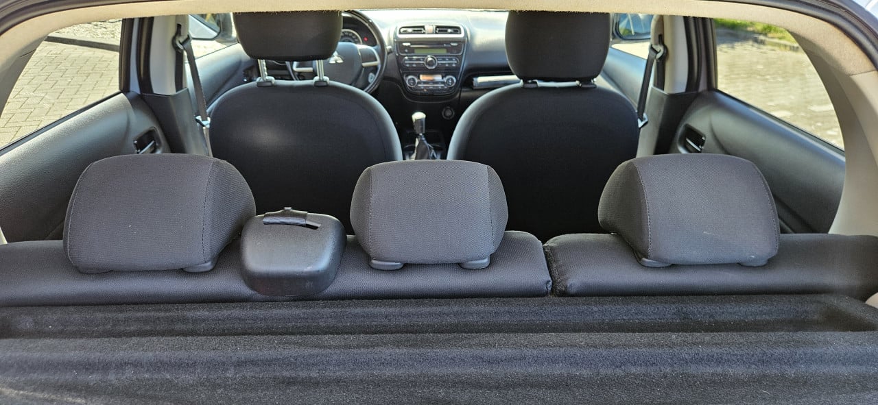 Zuinige 5 drs MITSUBISHI SPACE STAR Bright Bj. 2014 / NL AUTO / NAP /