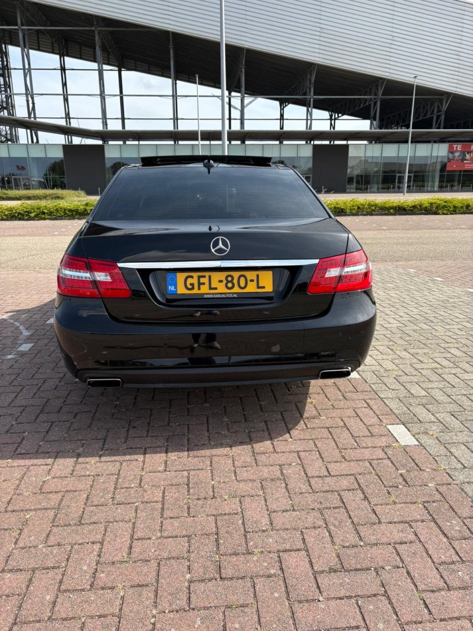 Mercedes-Benz E-klasse 3.5 E350CGI Sedan AUT 2011Zwart