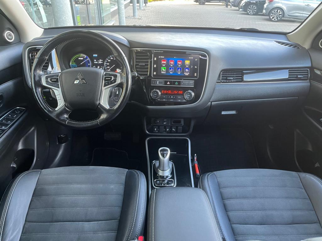 Mitsubishi Outlander 2.4 phev intense+|trekhaak|schuif-/kanteldak|rijklaar