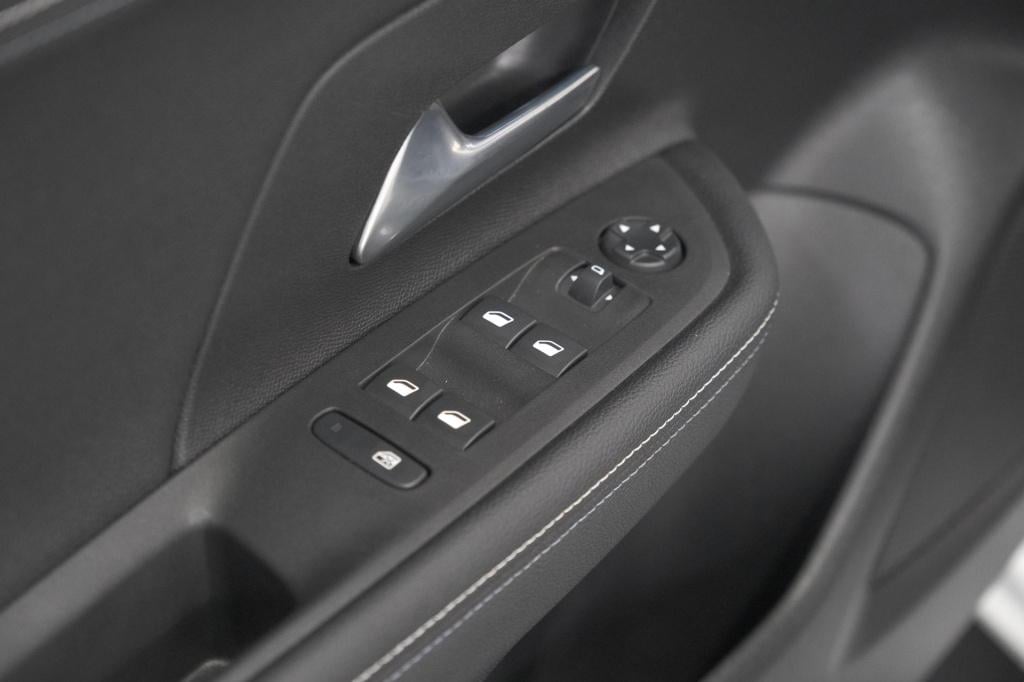 Opel Mokka 1.2 turbo 145 hybrid gs | camera | apple carplay | parkeersensor