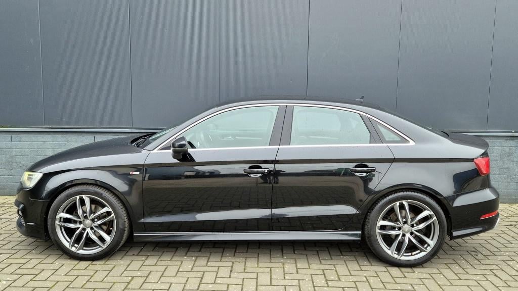 Audi A3 limousine 1.4 tfsi ambition pro line s | automaat | leder | s-line 
