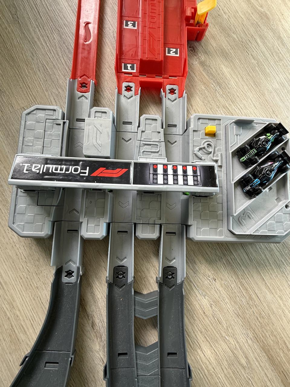 Formule 1 baan (hot wheels)