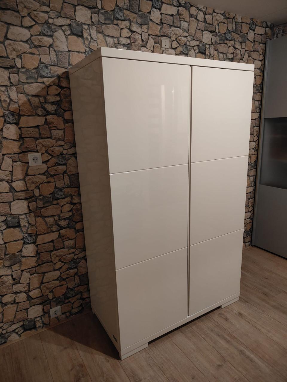 Kledingkast hoogglans wit