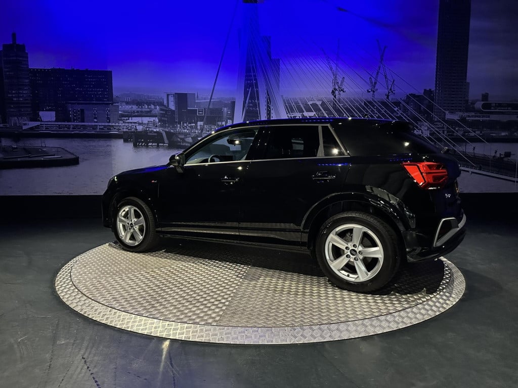 Audi Q2 35 tfsi s edition *navi*appconnect*camera*