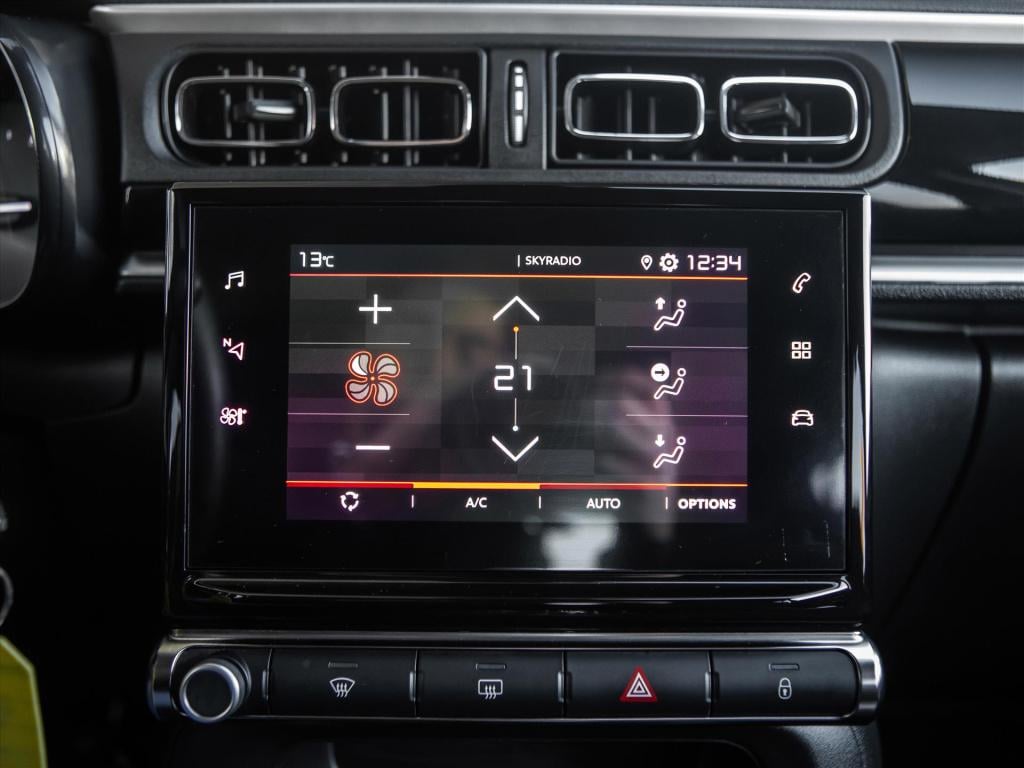 Citroen C3 1.2 puretech 110pk max automaat | carplay | cruise & climate con
