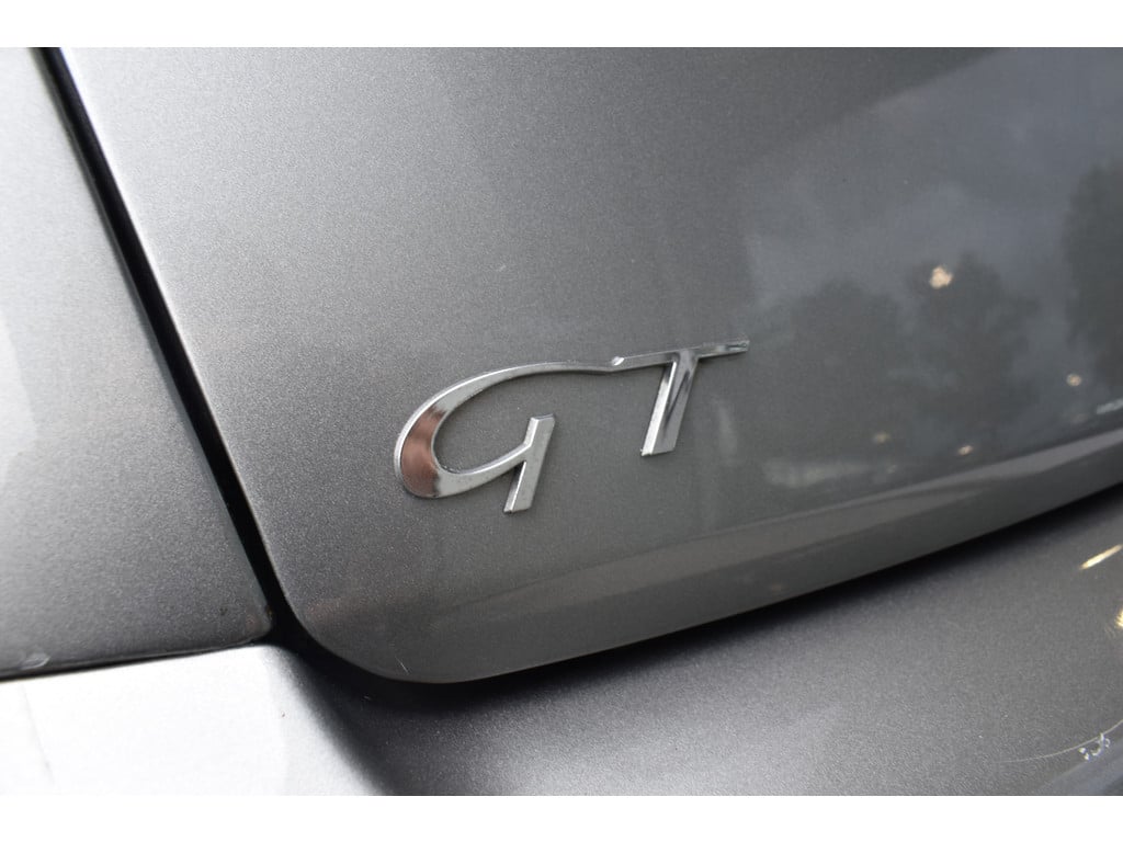 Alfa Romeo GT 2.0 jts distinctive