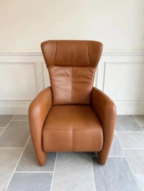 Prominent Sorisso sta op en relax fauteuil., in zeer nette staat, zgan