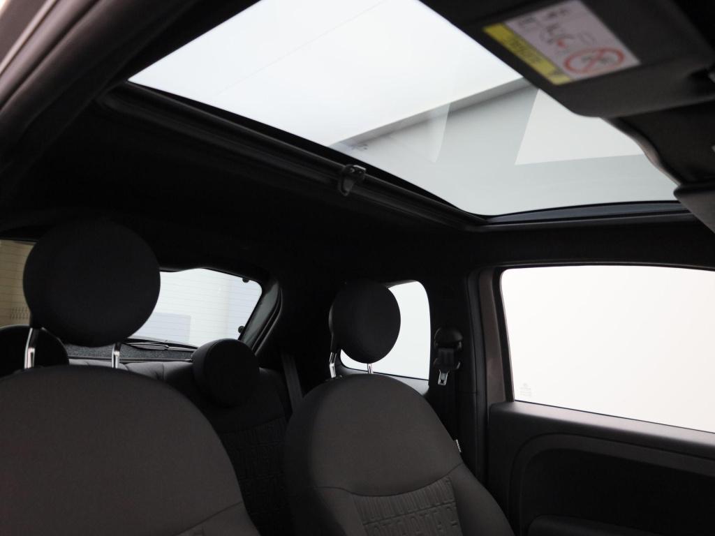 Fiat 500 1.0 hybrid dolcevita | panorama dak | parkeer sensoren | climate c