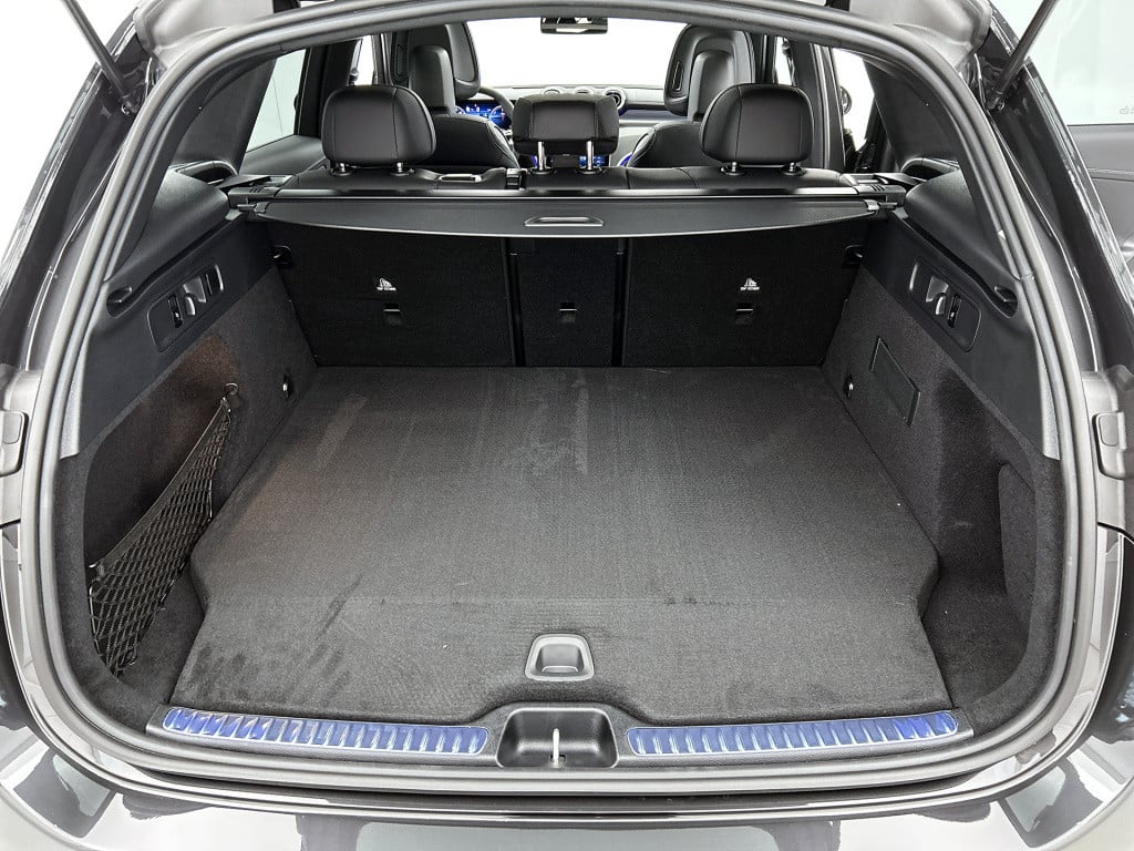 Mercedes-Benz Glc 300e 4matic sport edition | trekhaak | nightpakket | park