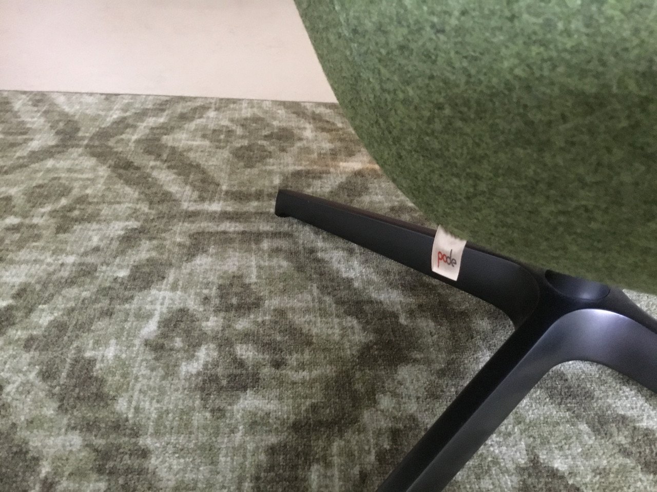 Design Pode ( Leolux)draai fauteuil Sparkle Two