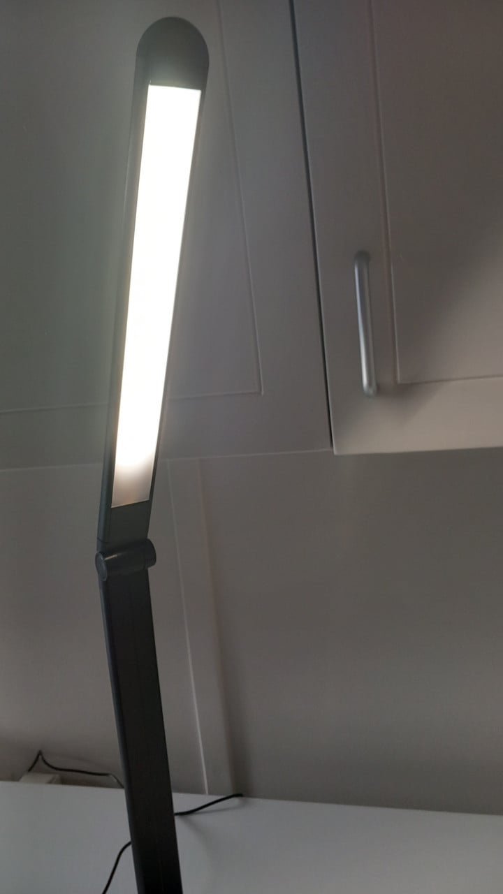 Hyundai Led Bureaulamp met USB oplader