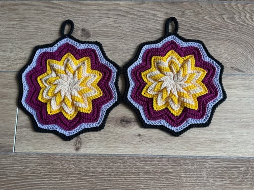 Set pannenlappen met onderzetter samen €5,-