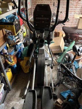 €80.- Crosstrainer topklasse ( Dc19  moet weg)