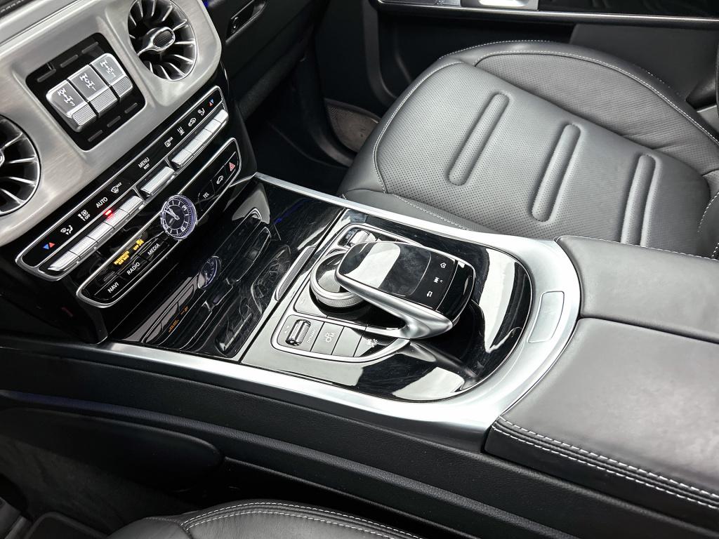 Mercedes-Benz G-klasse 500 trekhaak | amg line | night pakket | schuif-kant