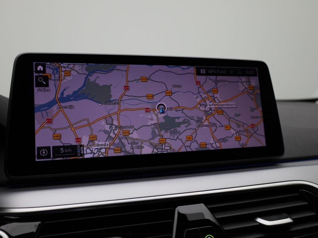 BMW 5 Serie touring 520e business edition plus | automaat | panoramadak | c