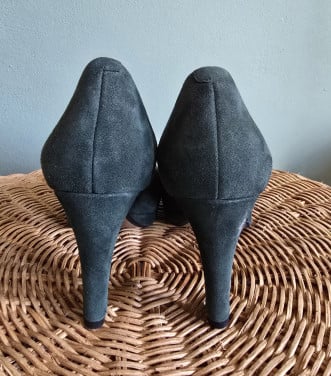Suède pumps maat 40