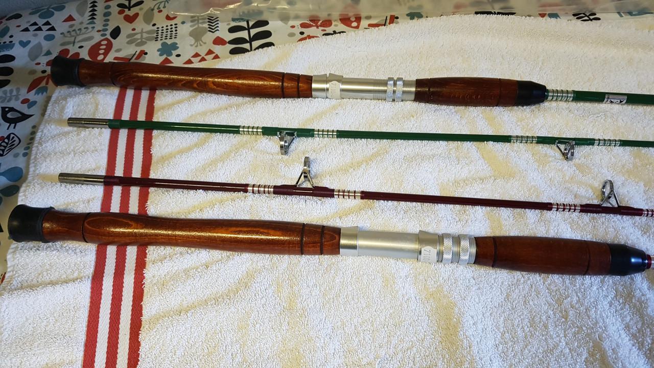 Nog 3 stevige rode boothengels voor de knijters op zee te vangen.