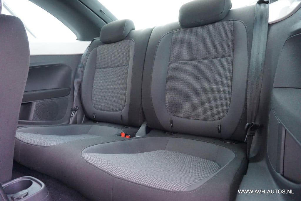 Volkswagen New Beetle 1.2 tsi design