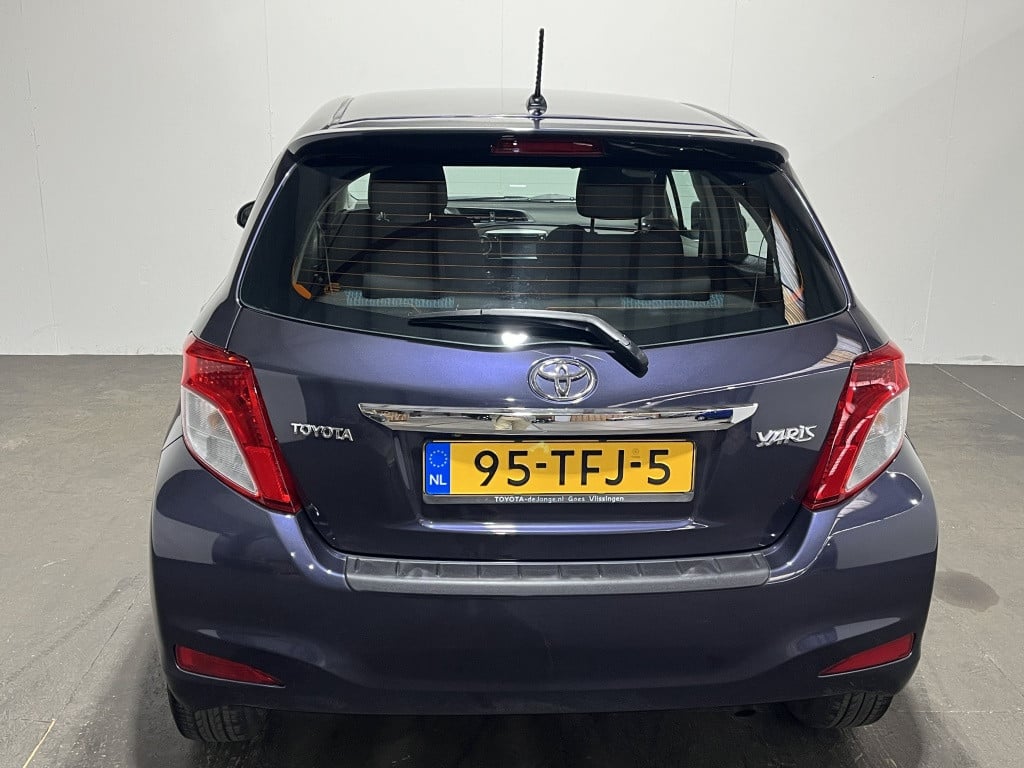 Toyota Yaris 1.3 vvt-i aspiration | airco | camera |