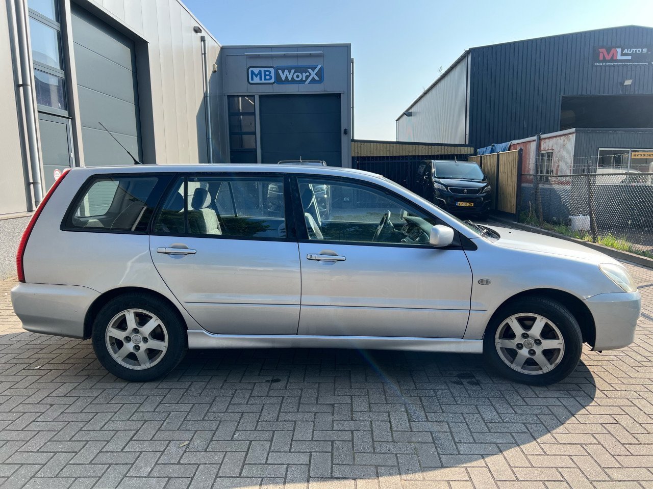 Mitsubishi Lancer Station Wagon 1.6 Comfort