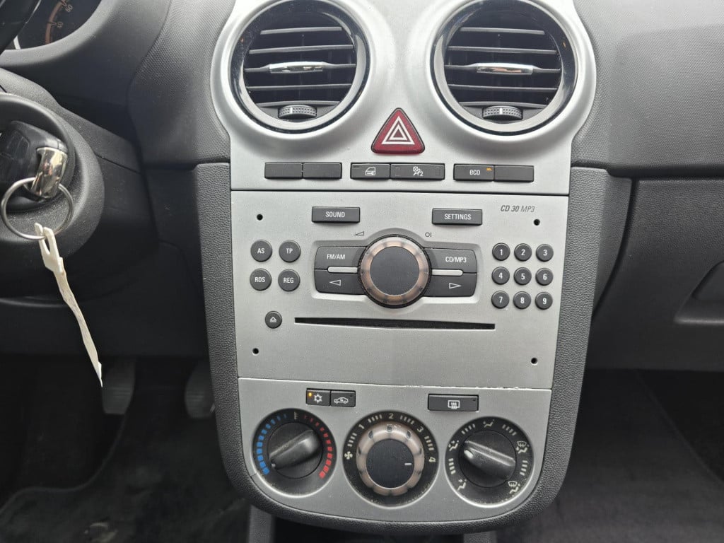 Opel Corsa 1.2-16v anniversary edition