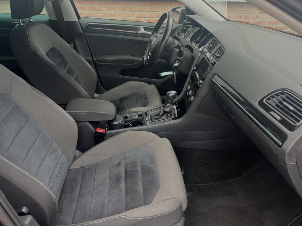 Volkswagen Golf 1.2 tsi highline | orig nl. | navi | luxe
