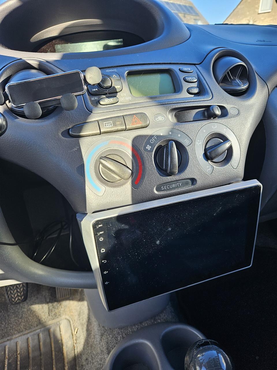 Toyota yaris 1.3  195000 km(NAP)