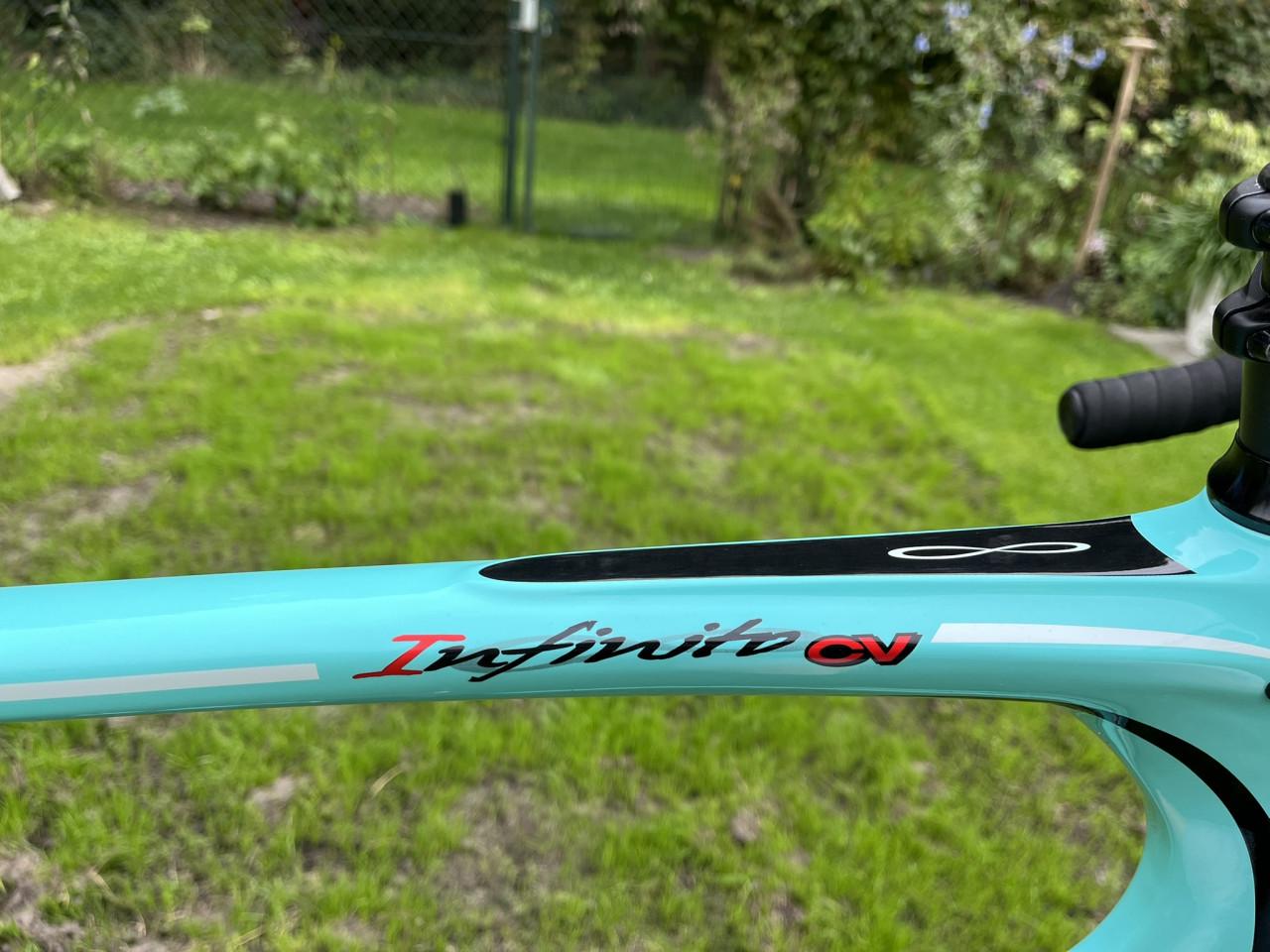 RACEFIETS BIANCHI INFINITO-CV - CARBON