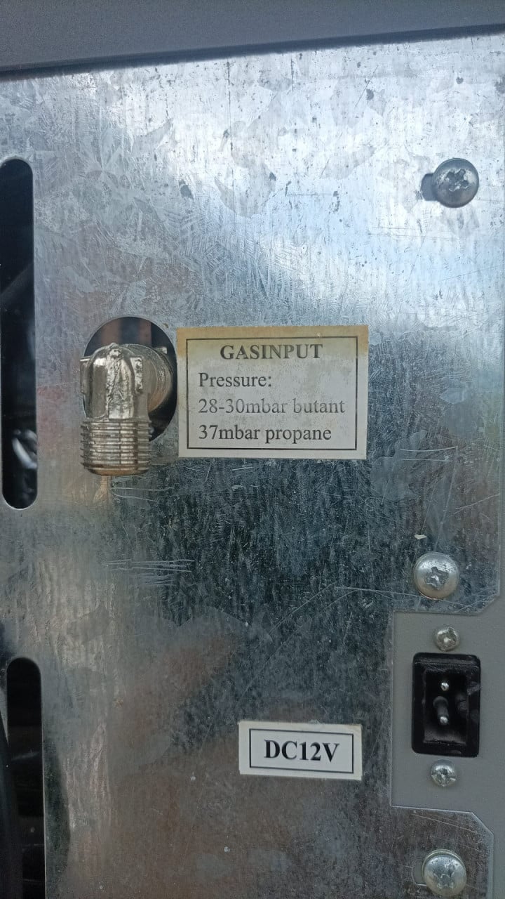 Koelbox 40 liter (werkt op gas, 12V en 230V)