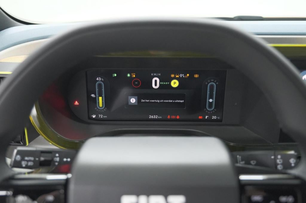 Fiat Grande Panda e la prima 7 kw 44 kwh | 1 fase | soh 96% | camera | navi